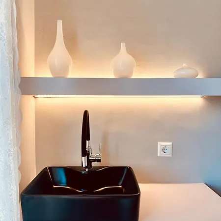 Tiny By Goutos Luxury Living Appartement *