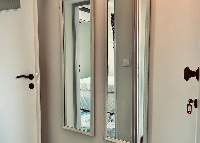 Tiny By Goutos Luxury Living *